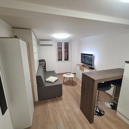 Apartma Sasko Apartamento Izola Exterior foto