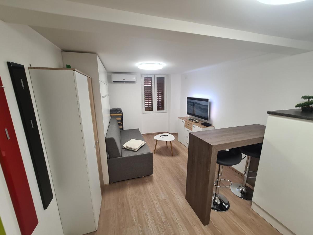 Apartma Sasko Apartamento Izola Exterior foto